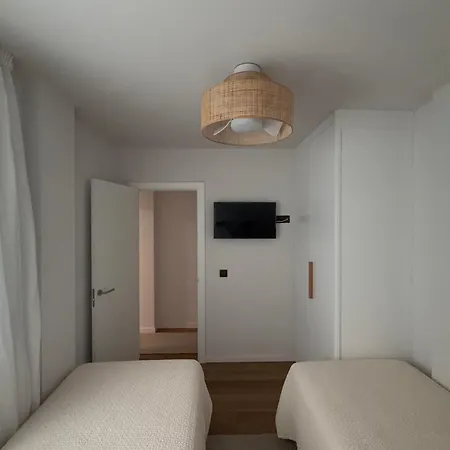 New Spacious 2br - Canteras - Side Sea View - 2 Bathrooms - Ac - Parking Apartamento