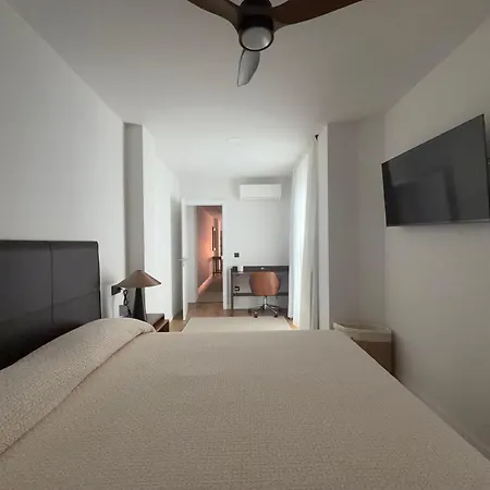 New Spacious 2br - Canteras - Side Sea View - 2 Bathrooms - Ac - Parking Apartamento Las Palmas de Gran Canaria